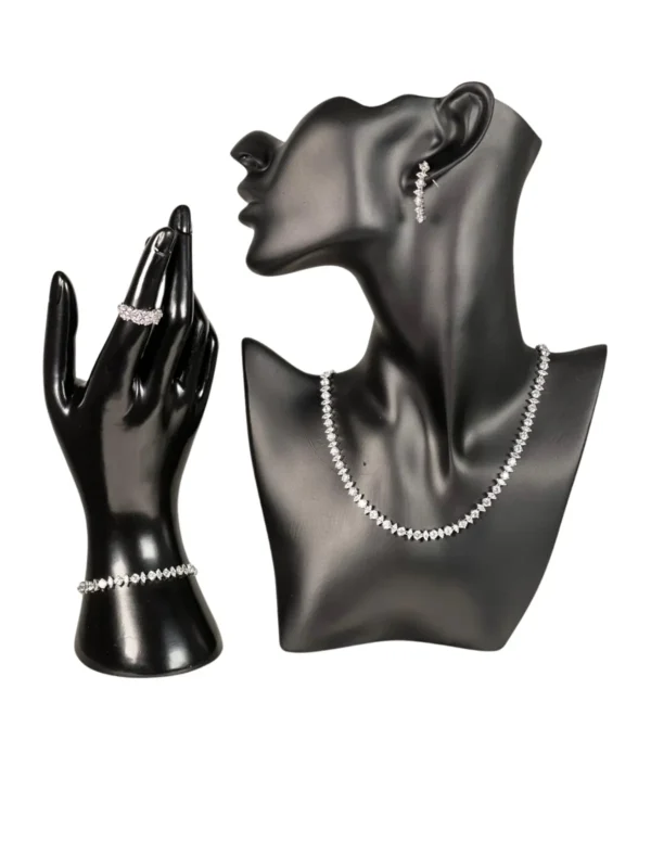 Elegant Jewelry Set